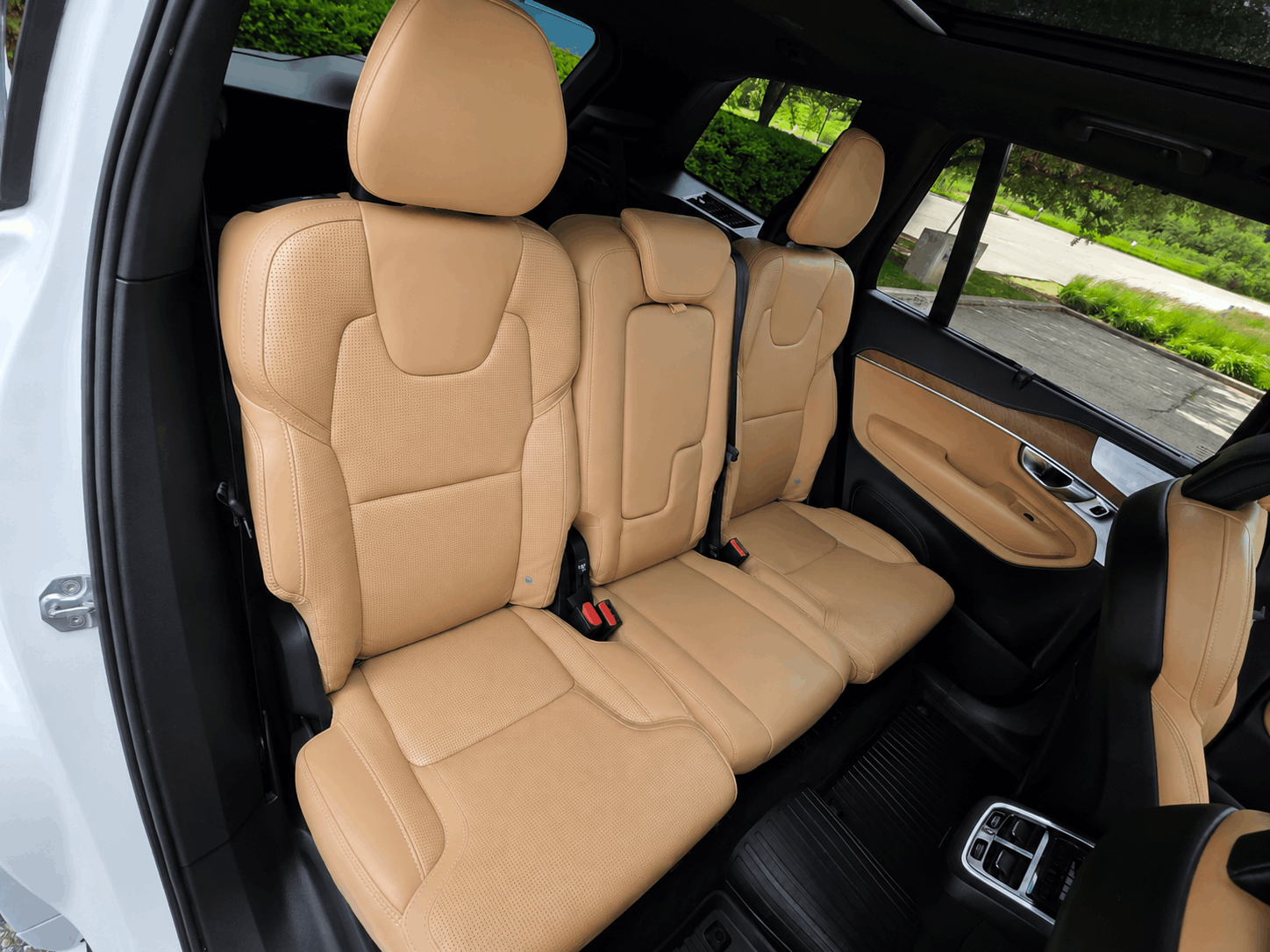 /akmautomotiveltd/2019-Volvo-XC90-6136525299704918.jpg