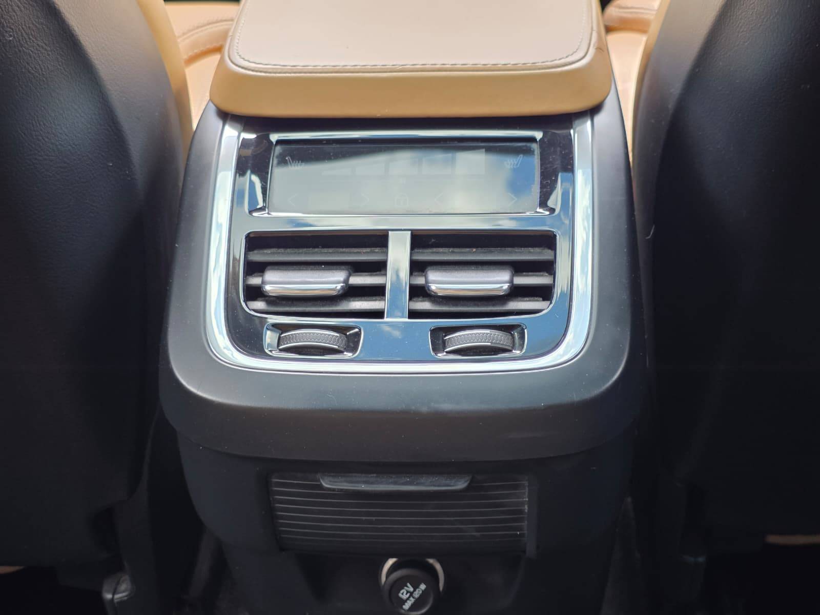 /akmautomotiveltd/2019-Volvo-XC90-8057668393097801.jpg