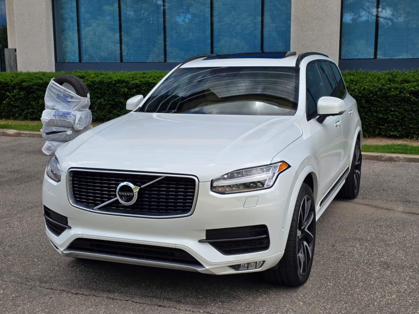 /akmautomotiveltd/2019-Volvo-XC90-8806132158108015.jpg