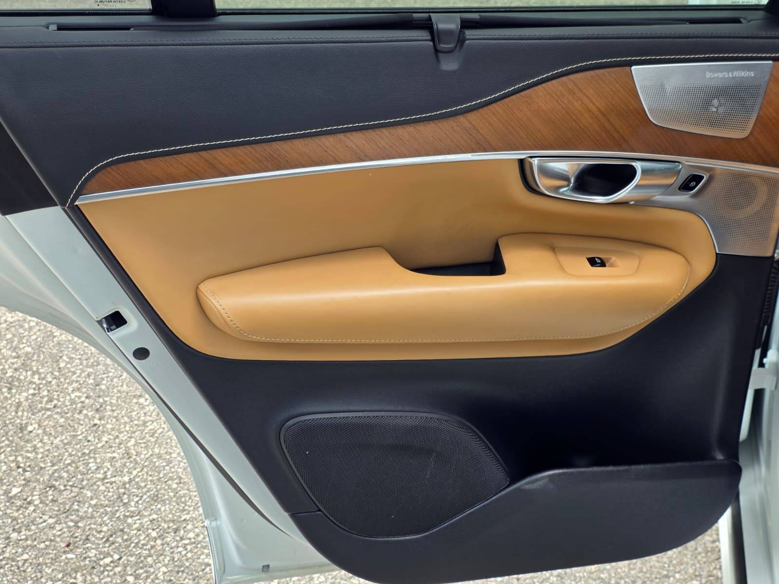 /akmautomotiveltd/2019-Volvo-XC90-9144066526136643.jpg