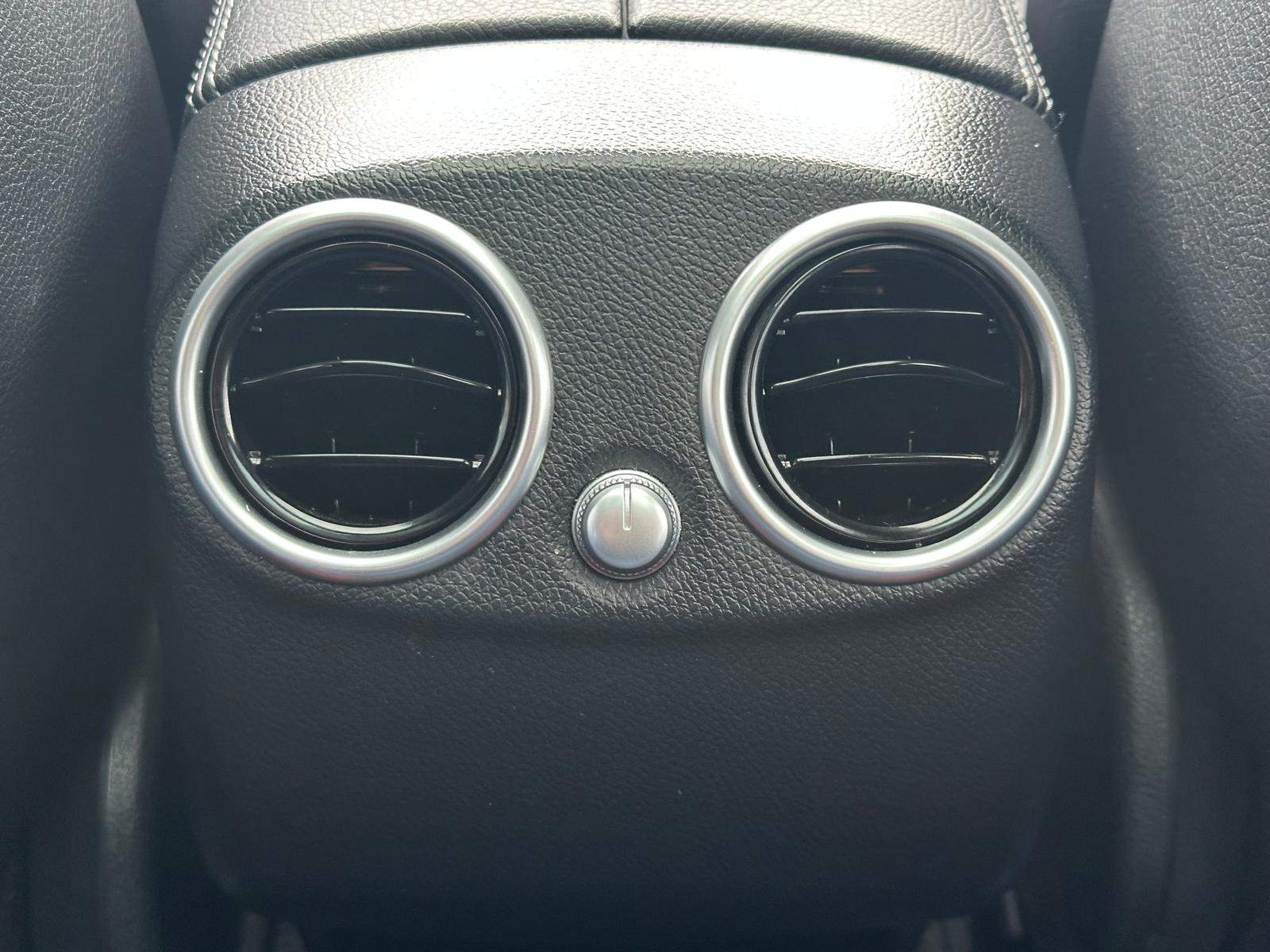/akmautomotiveltd/2020-Mercedes-Benz-GLC-Class-8341457574195124.jpg