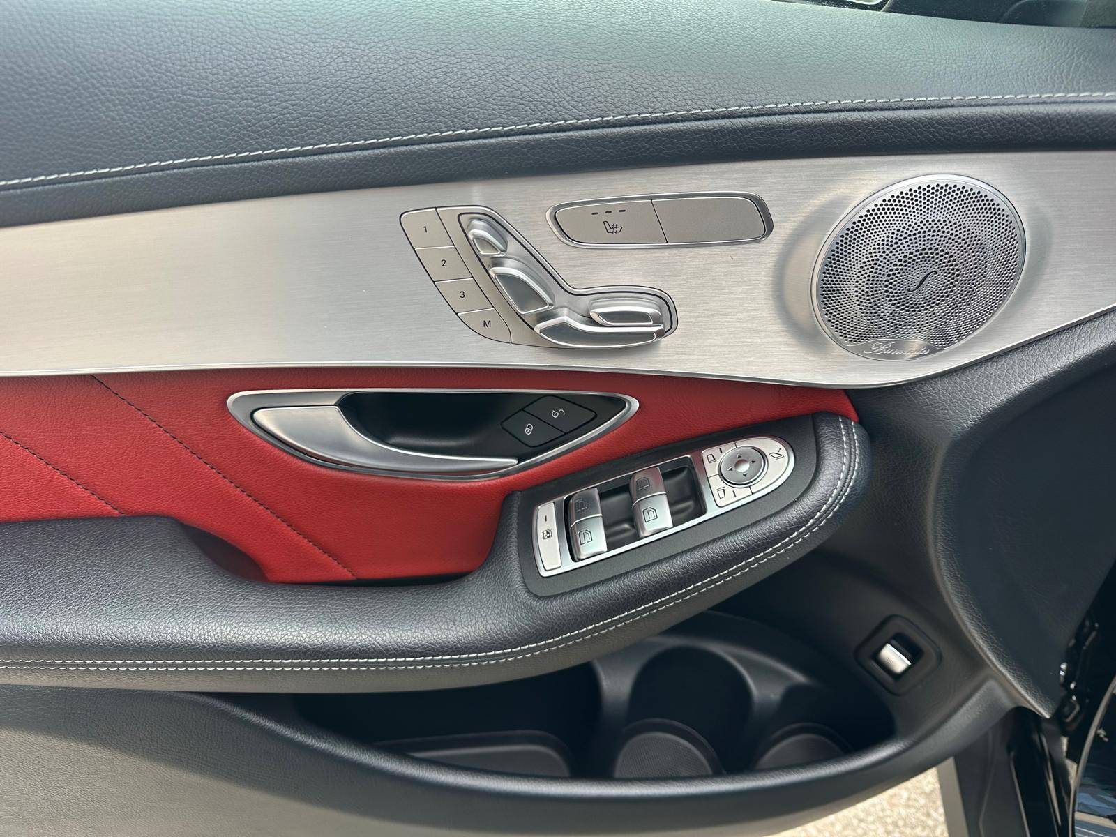 /akmautomotiveltd/2020-Mercedes-Benz-GLC-Class-8977473215821163.jpg