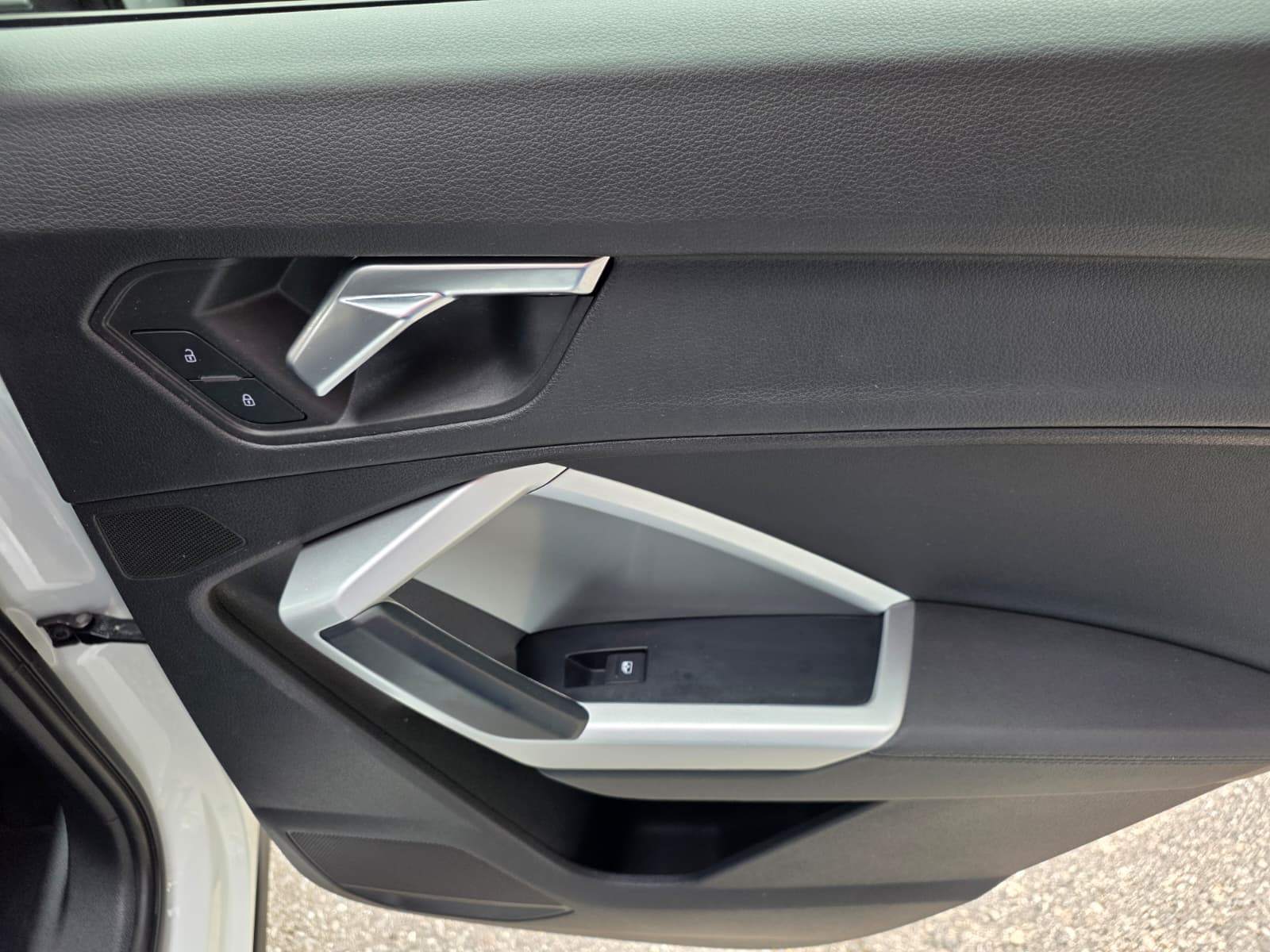 /akmautomotiveltd/2021-Audi-Q3-0658598762256144.jpg