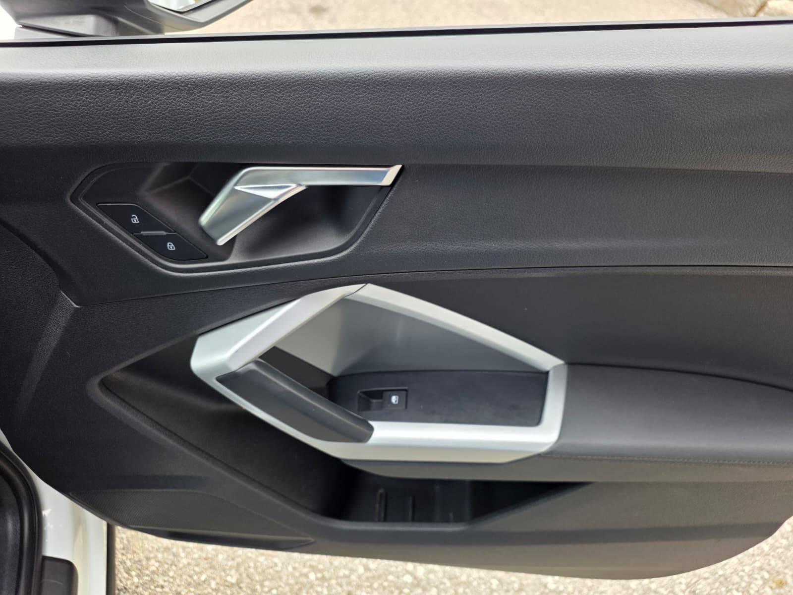 /akmautomotiveltd/2021-Audi-Q3-3140700862416015.jpg