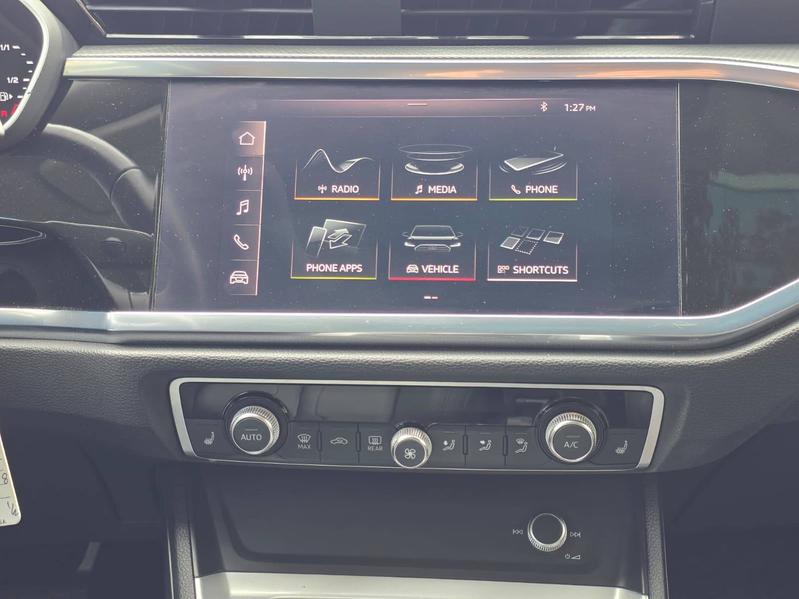 /akmautomotiveltd/2021-Audi-Q3-41704296526680884.jpg