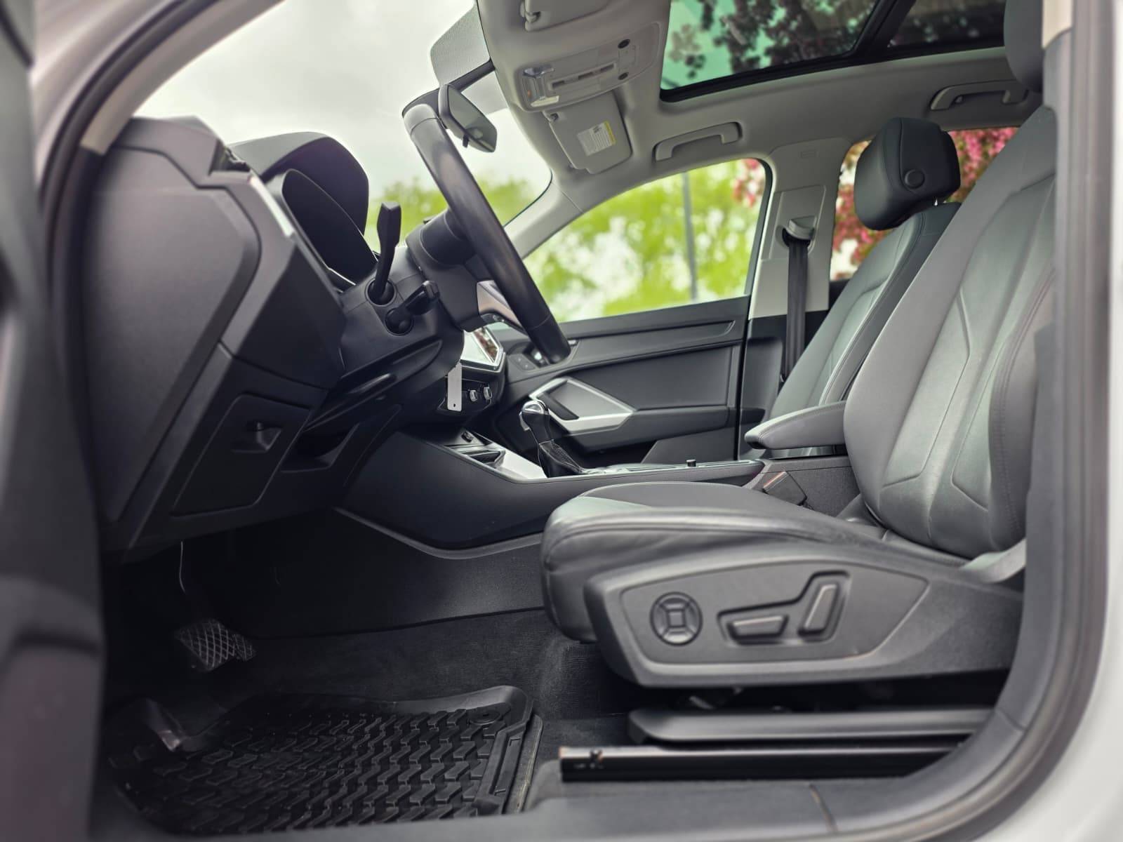 /akmautomotiveltd/2021-Audi-Q3-5700701914303925.jpg