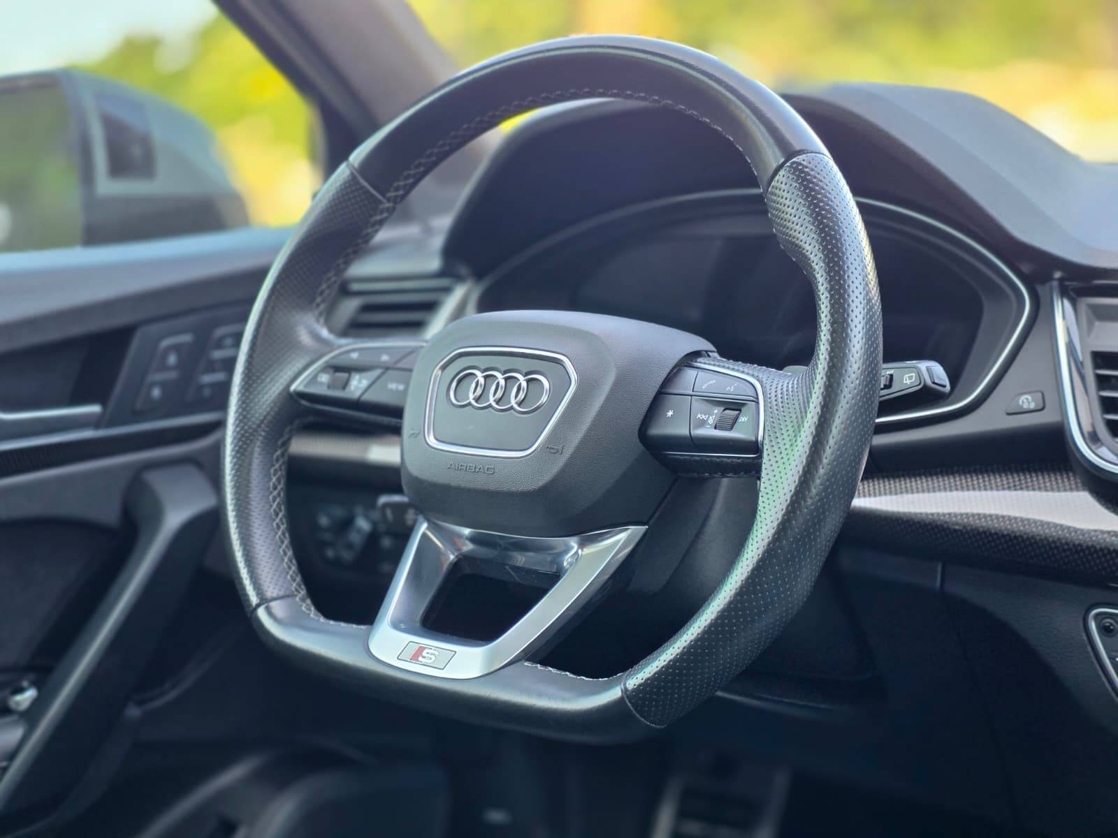 /akmautomotiveltd/2021-Audi-SQ5/Q5-21621408825923782.jpg