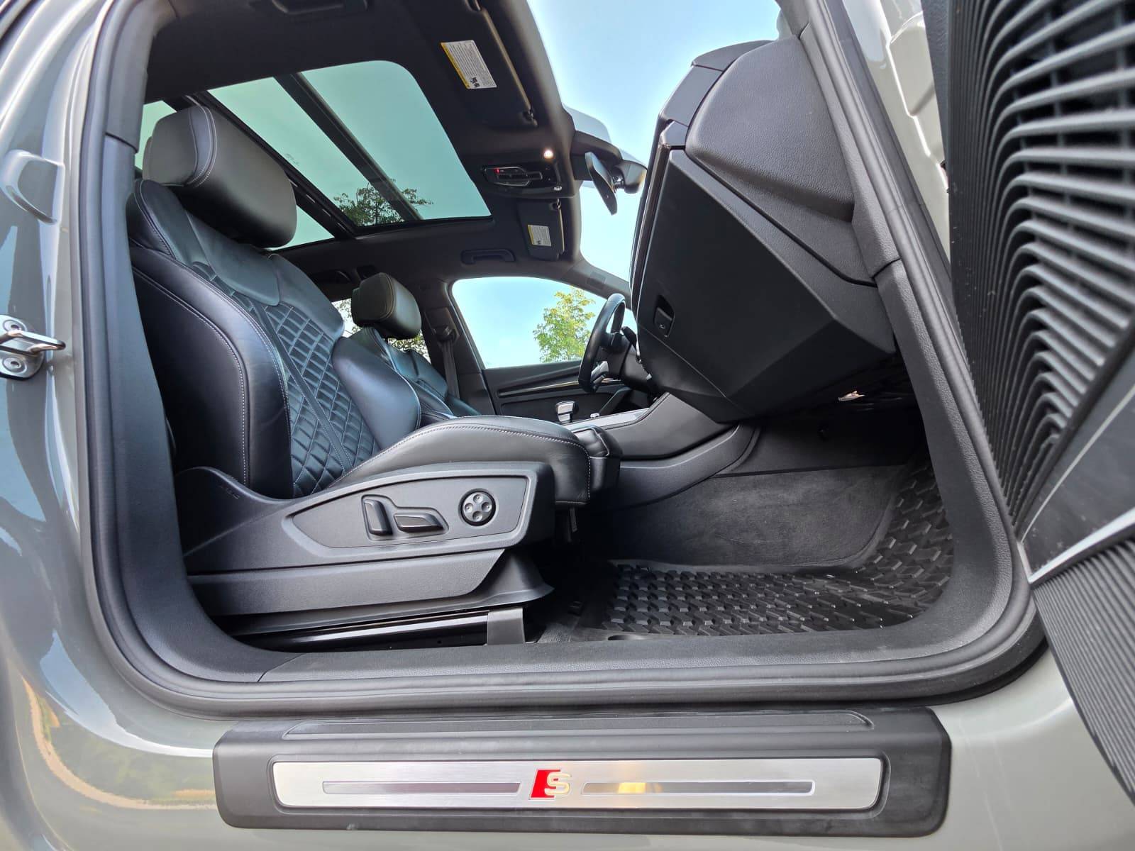 /akmautomotiveltd/2021-Audi-SQ5/Q5-8168587560551537.jpg
