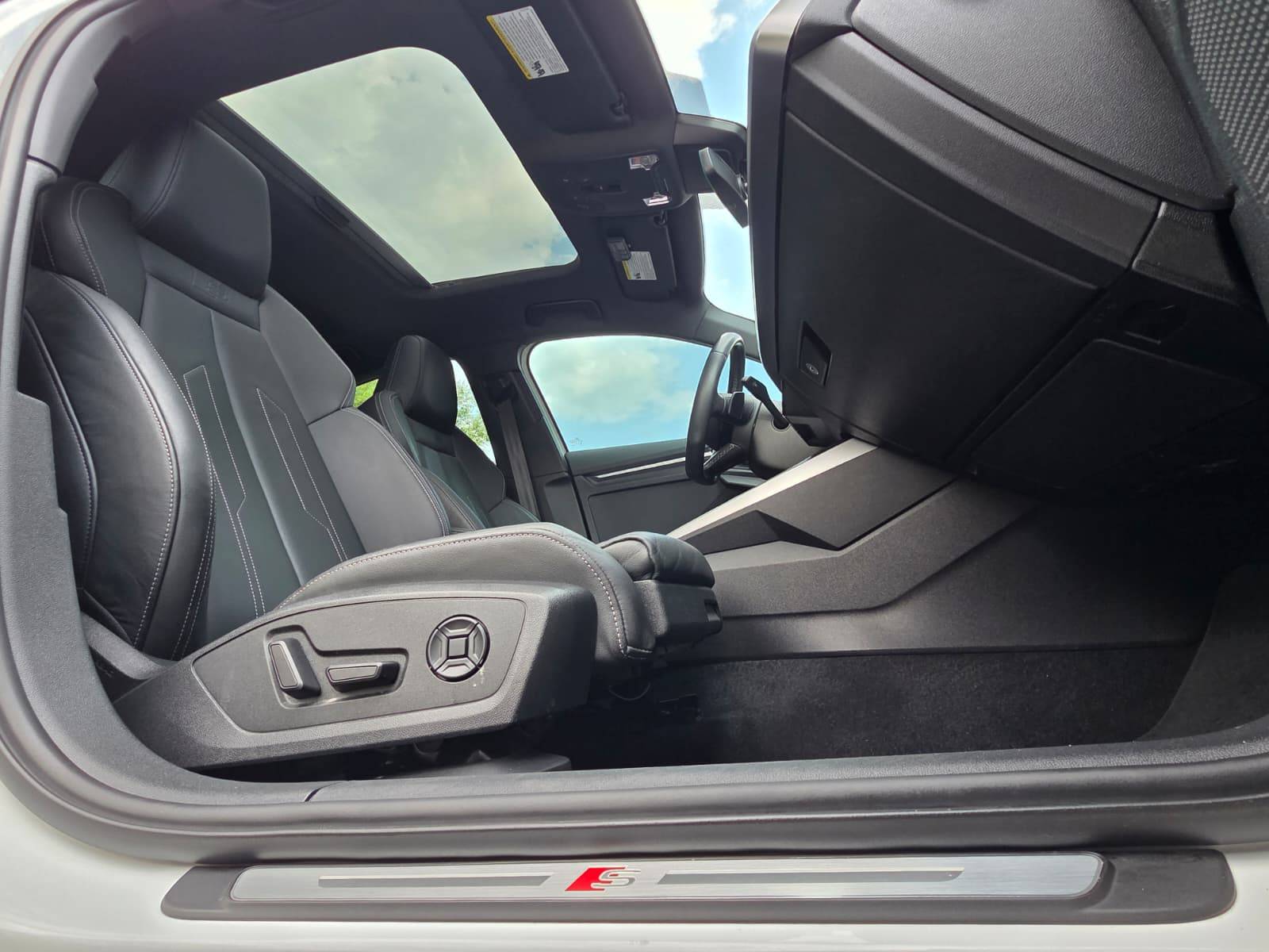 /akmautomotiveltd/2022-Audi-S3-97157261962373.jpg