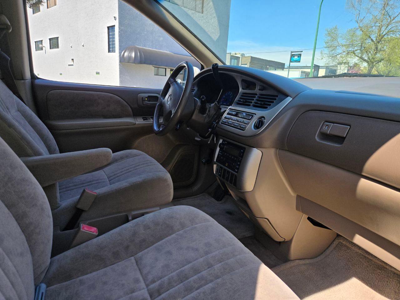 /alphaautoaccessltd/2002-Toyota-Sienna-69640048743864.jpg