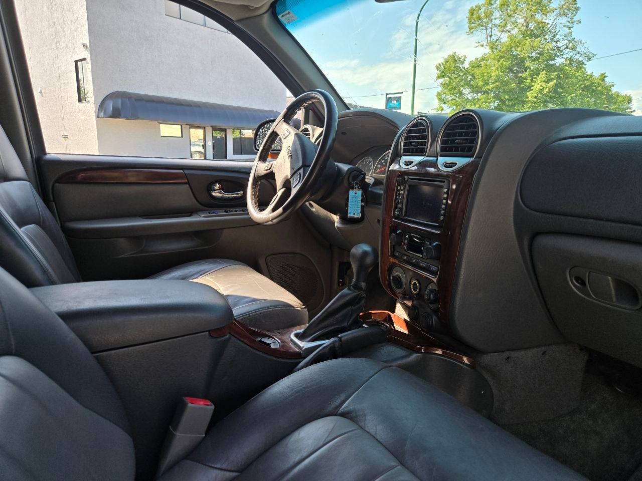 /alphaautoaccessltd/2004-GMC-EnvoyXL-6424336320405202.jpg
