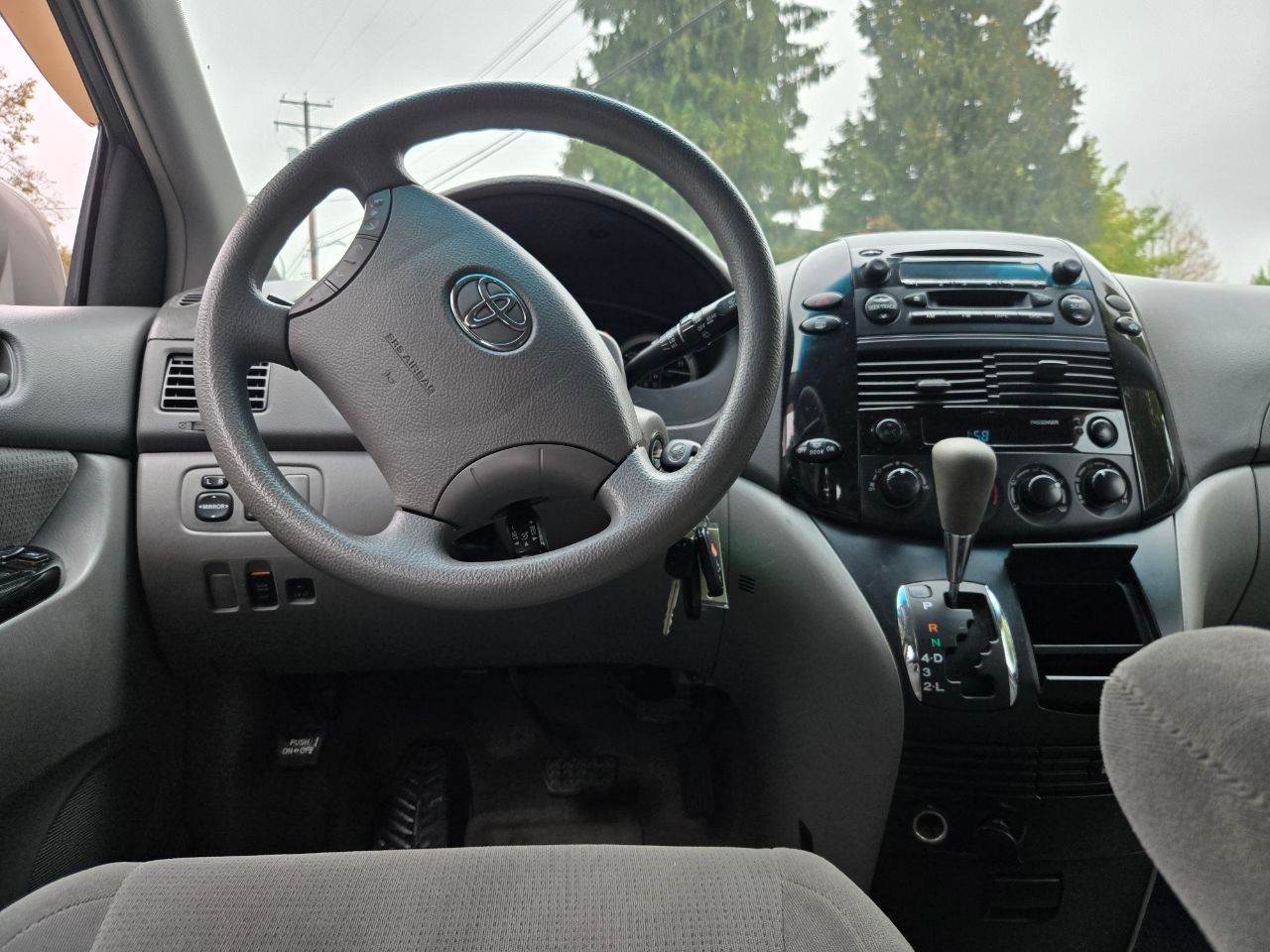 /alphaautoaccessltd/2005-Toyota-Sienna-06250787622867437.jpg