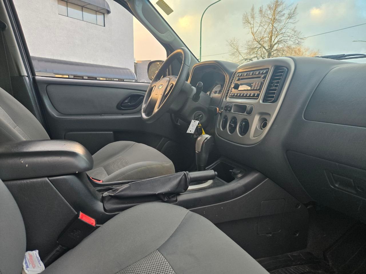 /alphaautoaccessltd/2006-Ford-Escape-26235313666363513.jpg