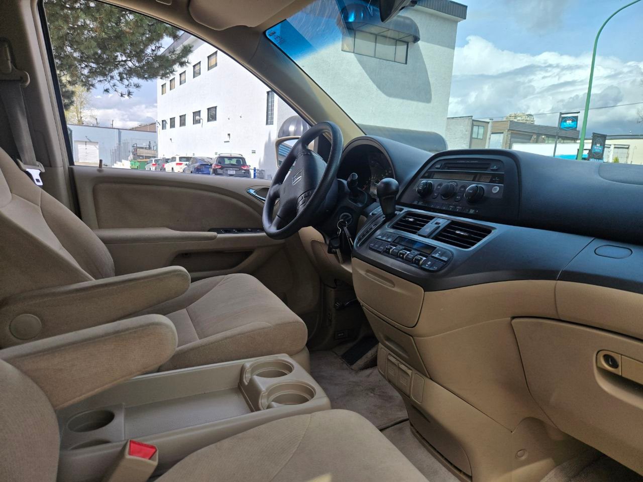 /alphaautoaccessltd/2006-Honda-Odyssey-5178968034103211.jpg