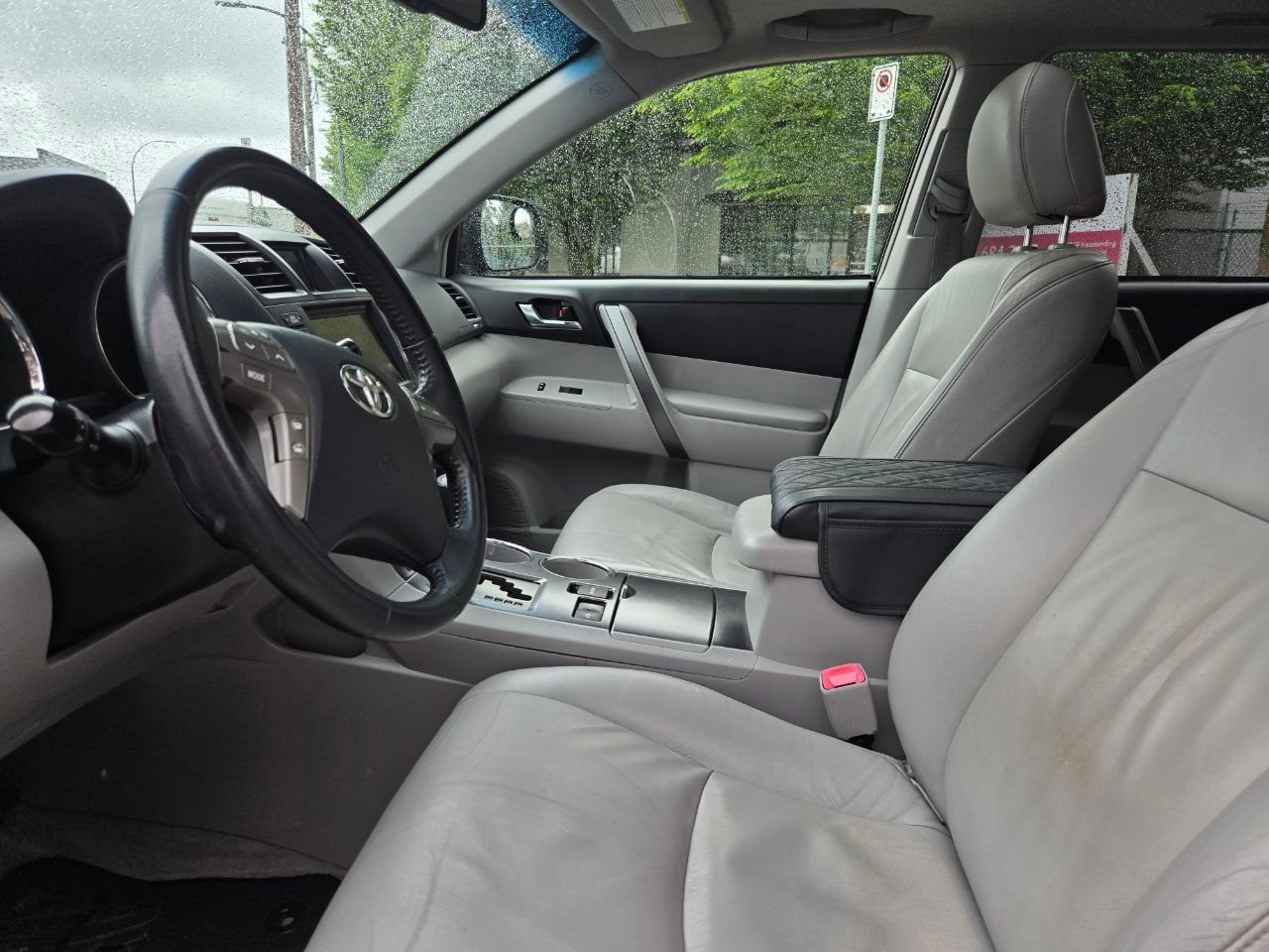 /alphaautoaccessltd/2008-Toyota-HighlanderHybrid-8232698077600387.jpg