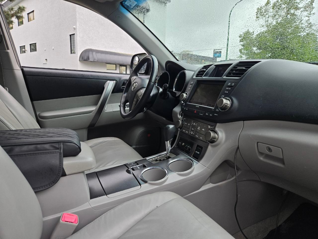 /alphaautoaccessltd/2008-Toyota-HighlanderHybrid-9206970572450082.jpg