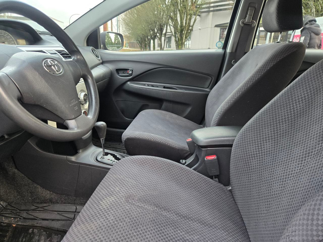 /alphaautoaccessltd/2008-Toyota-Yaris-03084154585102361.jpg