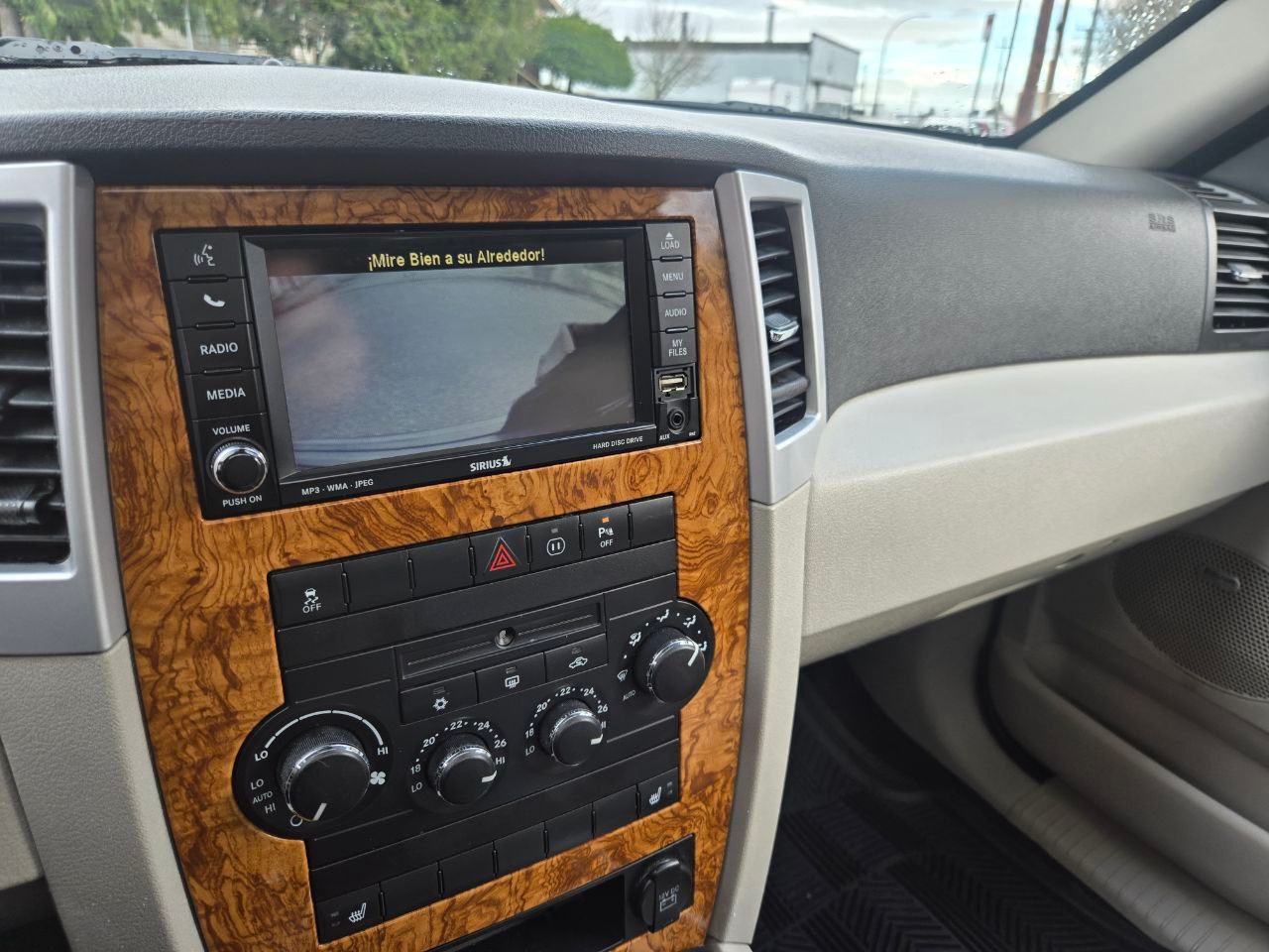 /alphaautoaccessltd/2010-Jeep-GrandCherokee-2580979736094544.jpg