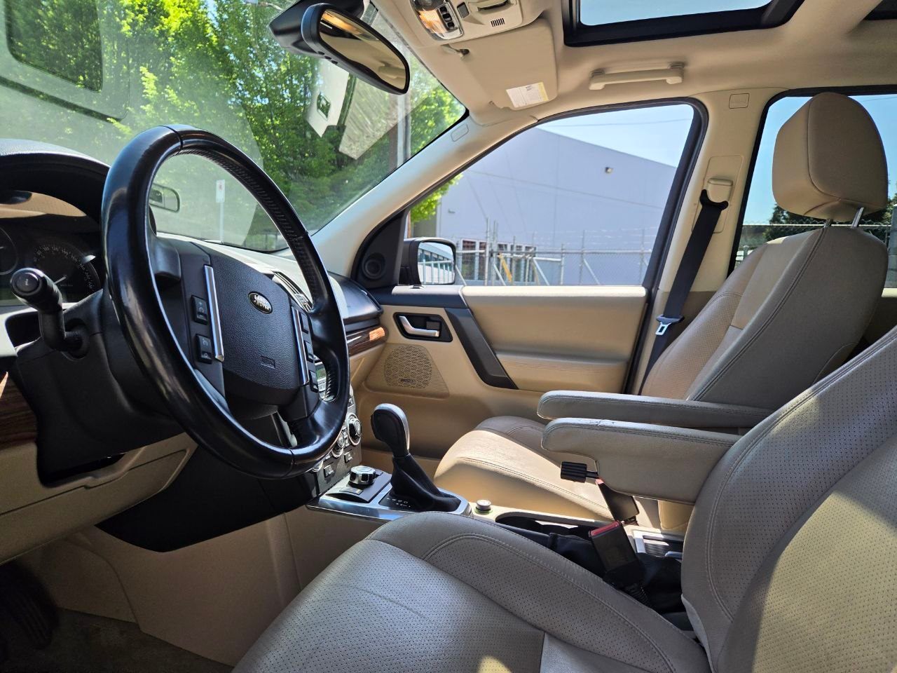 /alphaautoaccessltd/2010-LandRover-LR2-6656737633066439.jpg