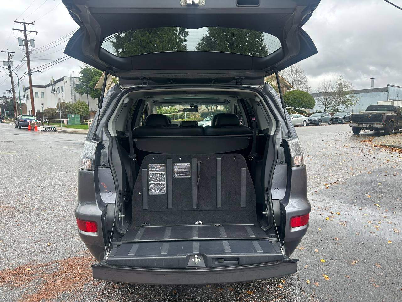 /alphaautoaccessltd/2010-Mitsubishi-Outlander-9088888948794838.jpg