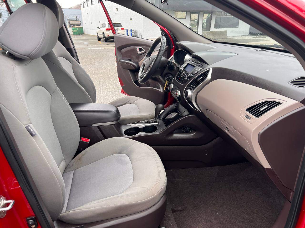 /alphaautoaccessltd/2011-Hyundai-Tucson-2407137995162325.jpg