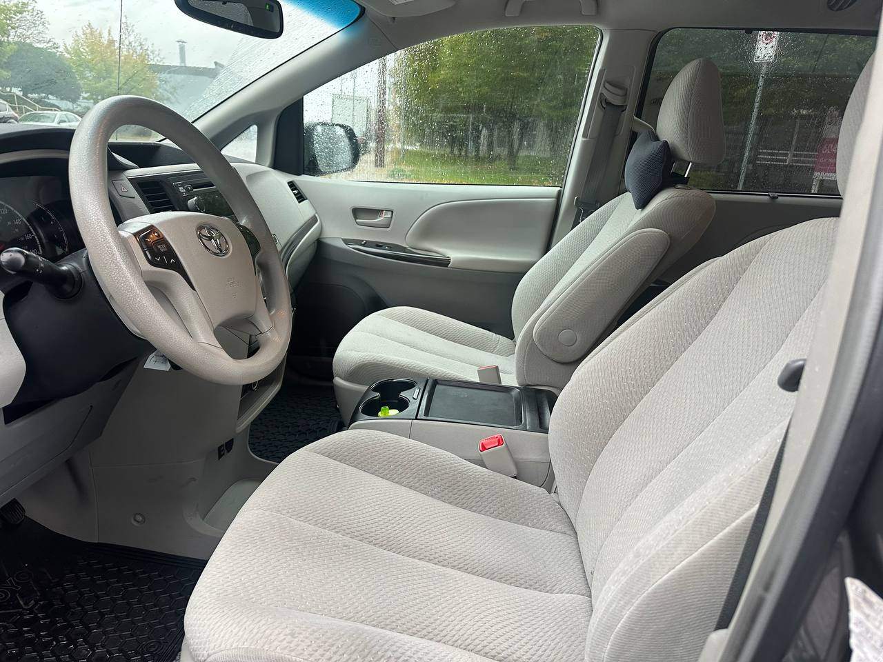 /alphaautoaccessltd/2011-Toyota-Sienna-36071224972460336.jpg