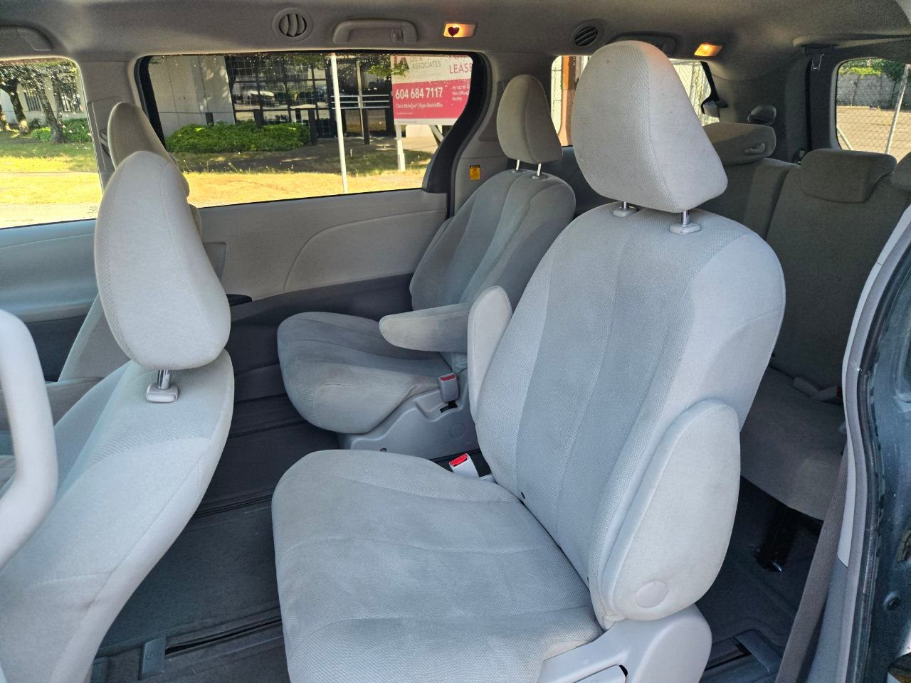 /alphaautoaccessltd/2011-Toyota-Sienna-3860791804560313.jpg