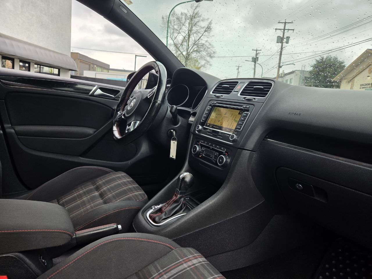 /alphaautoaccessltd/2011-Volkswagen-GolfGTI-6358495774618977.jpg