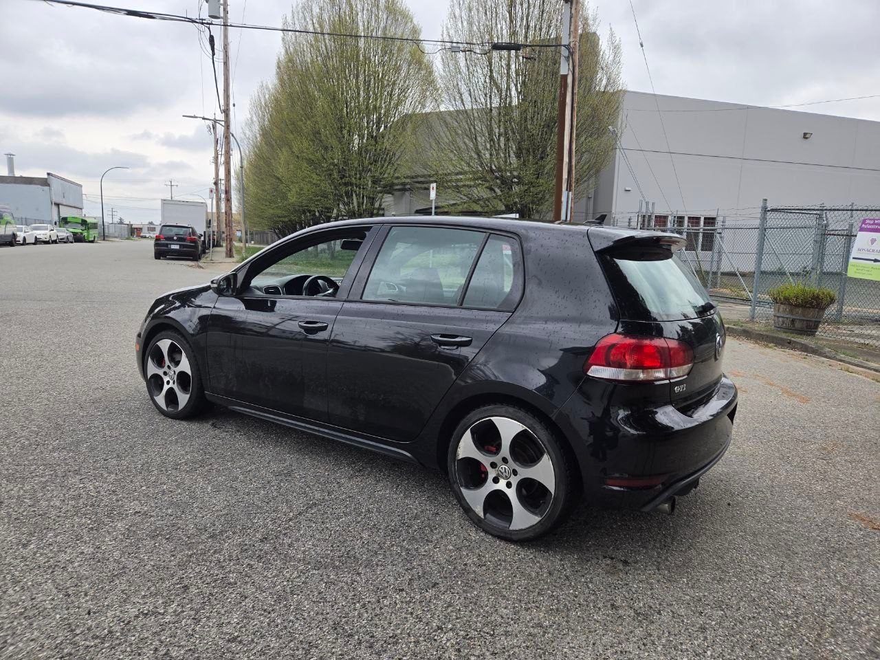 /alphaautoaccessltd/2011-Volkswagen-GolfGTI-835673898612799.jpg