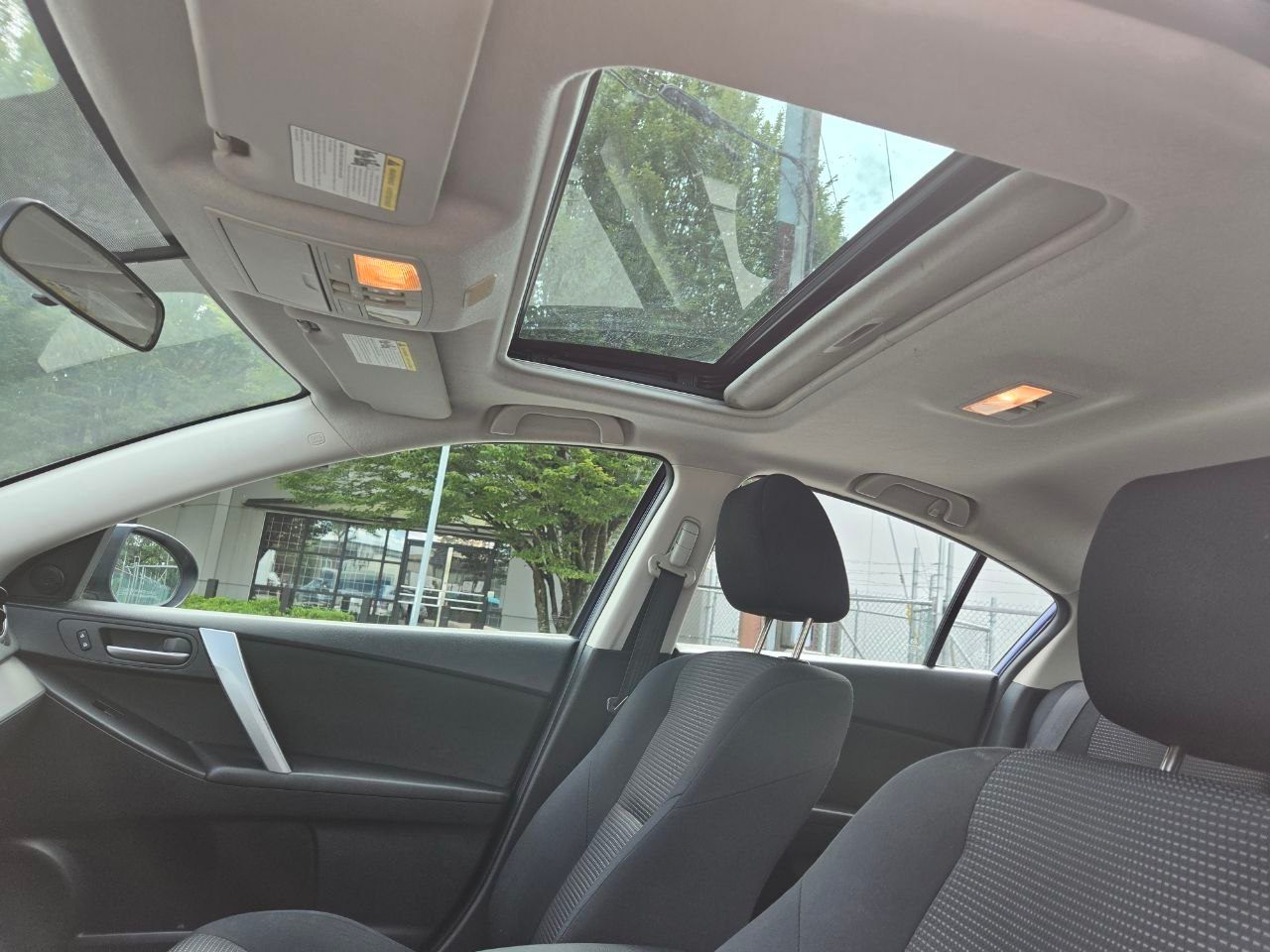 /alphaautoaccessltd/2012-Mazda-Mazda3-015187646896575702.jpg