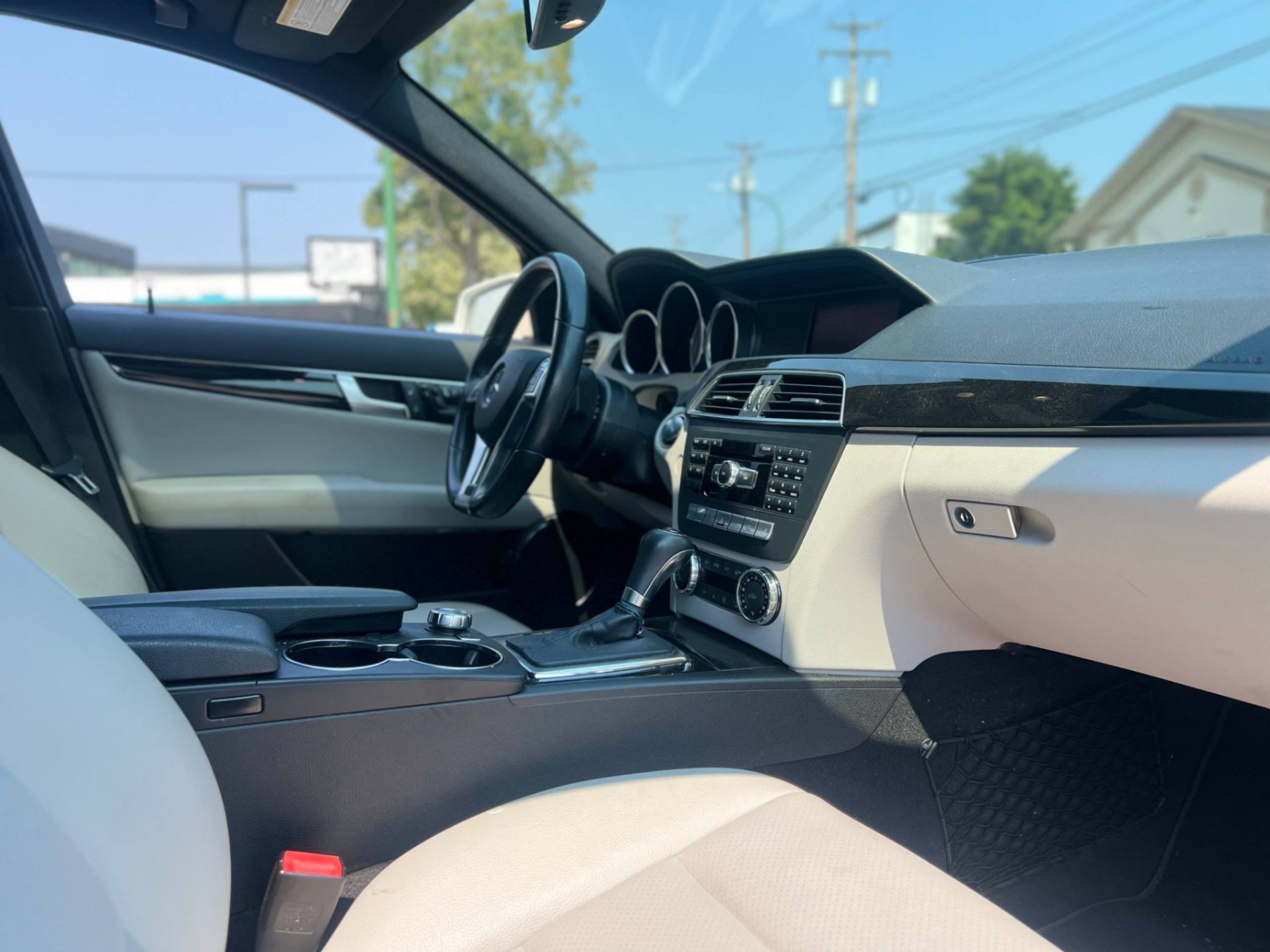 /alphaautoaccessltd/2012-Mercedes-Benz-C-Class-7233759561301796.jpg