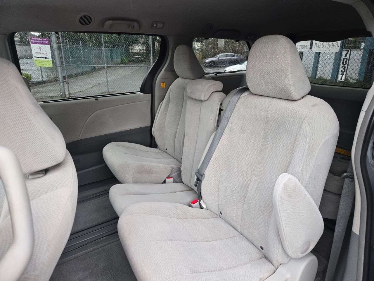 /alphaautoaccessltd/2012-Toyota-Sienna-3563713223694942.jpg