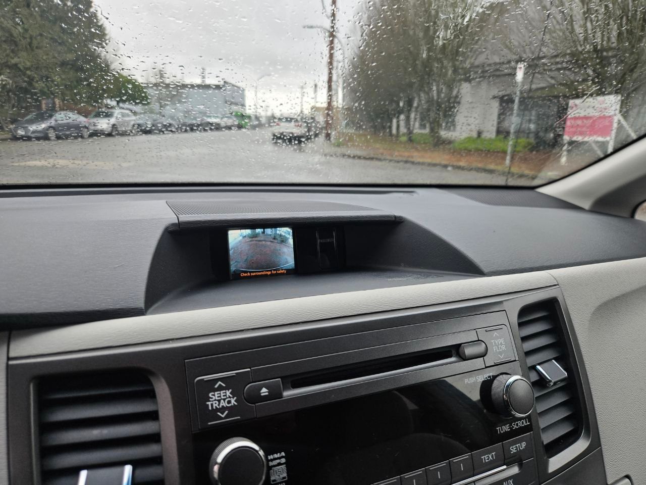 /alphaautoaccessltd/2012-Toyota-Sienna-9223905877987766.jpg