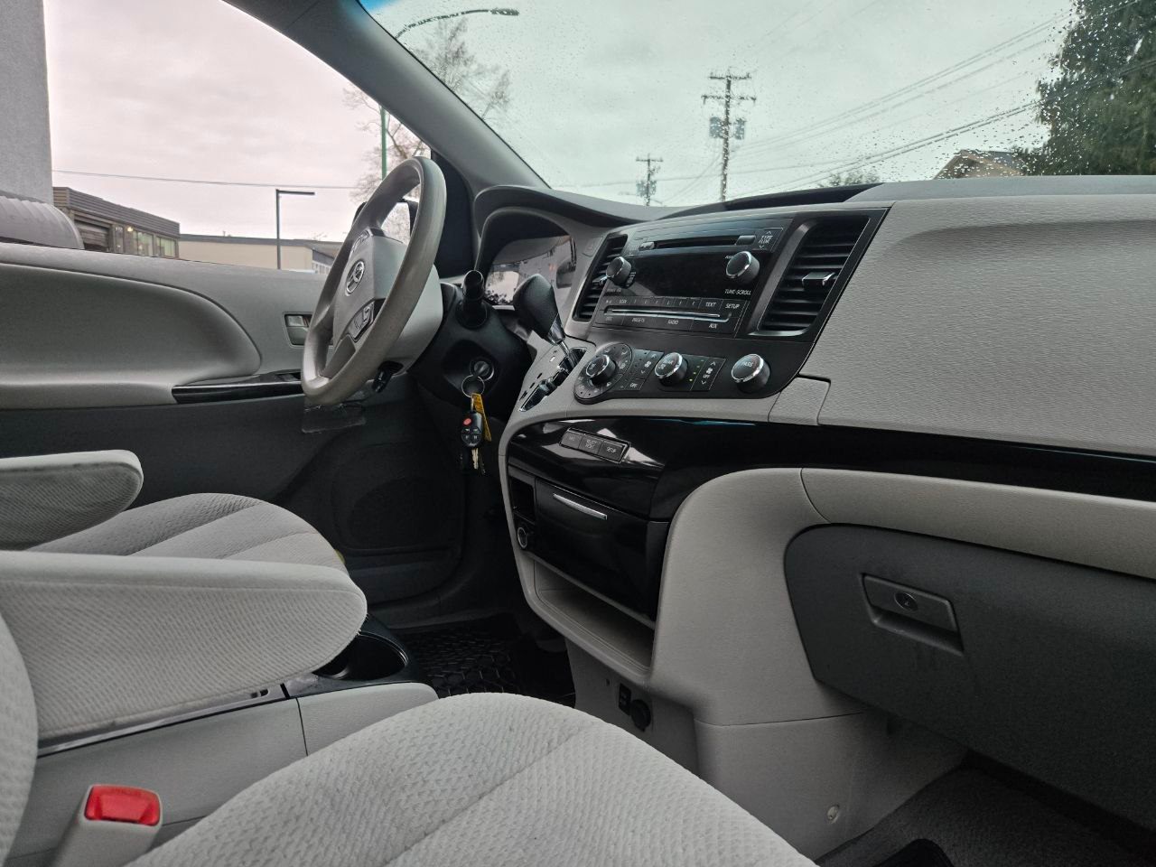 /alphaautoaccessltd/2012-Toyota-Sienna-995834715977606.jpg