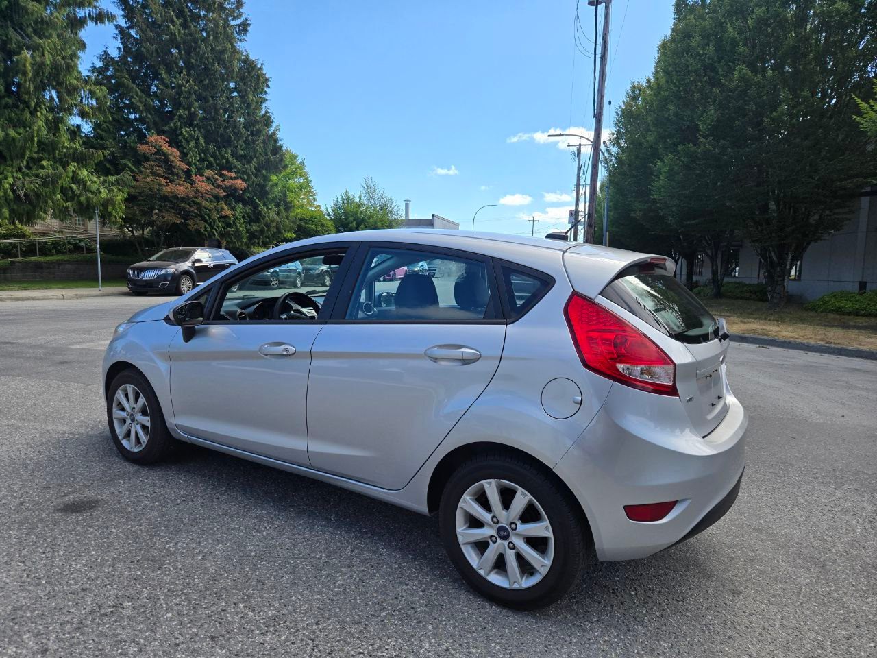 /alphaautoaccessltd/2013-Ford-Fiesta-23638246510795757.jpg