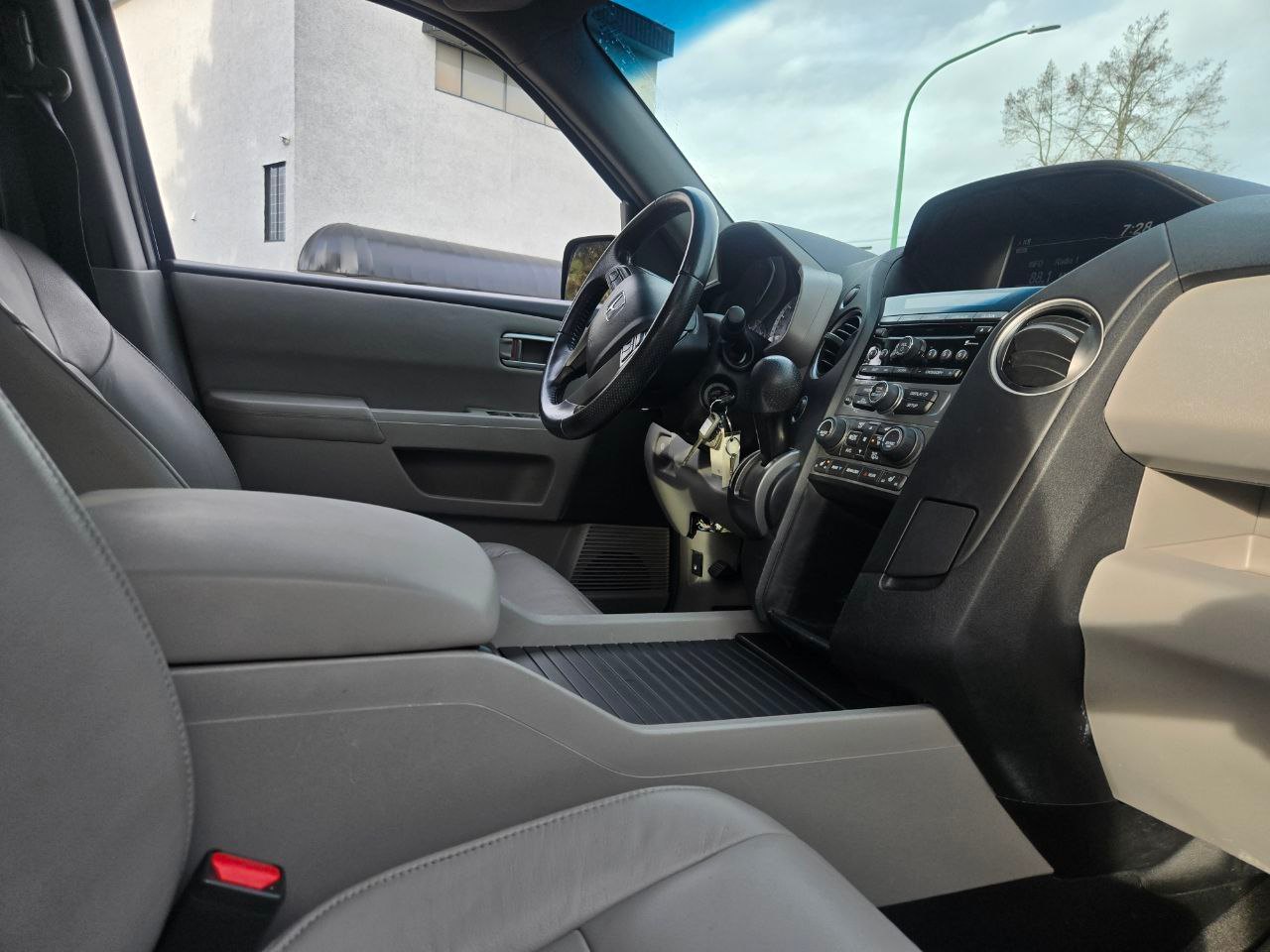/alphaautoaccessltd/2013-Honda-Pilot-08890537735667992.jpg