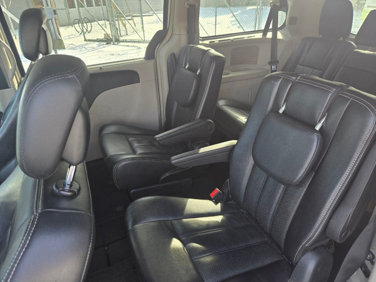 /alphaautoaccessltd/2014-Chrysler-Town&-7141157723492304.jpg