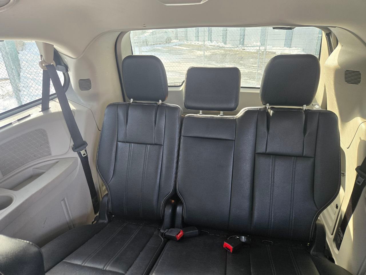 /alphaautoaccessltd/2014-Chrysler-Town&-8219425265103852.jpg