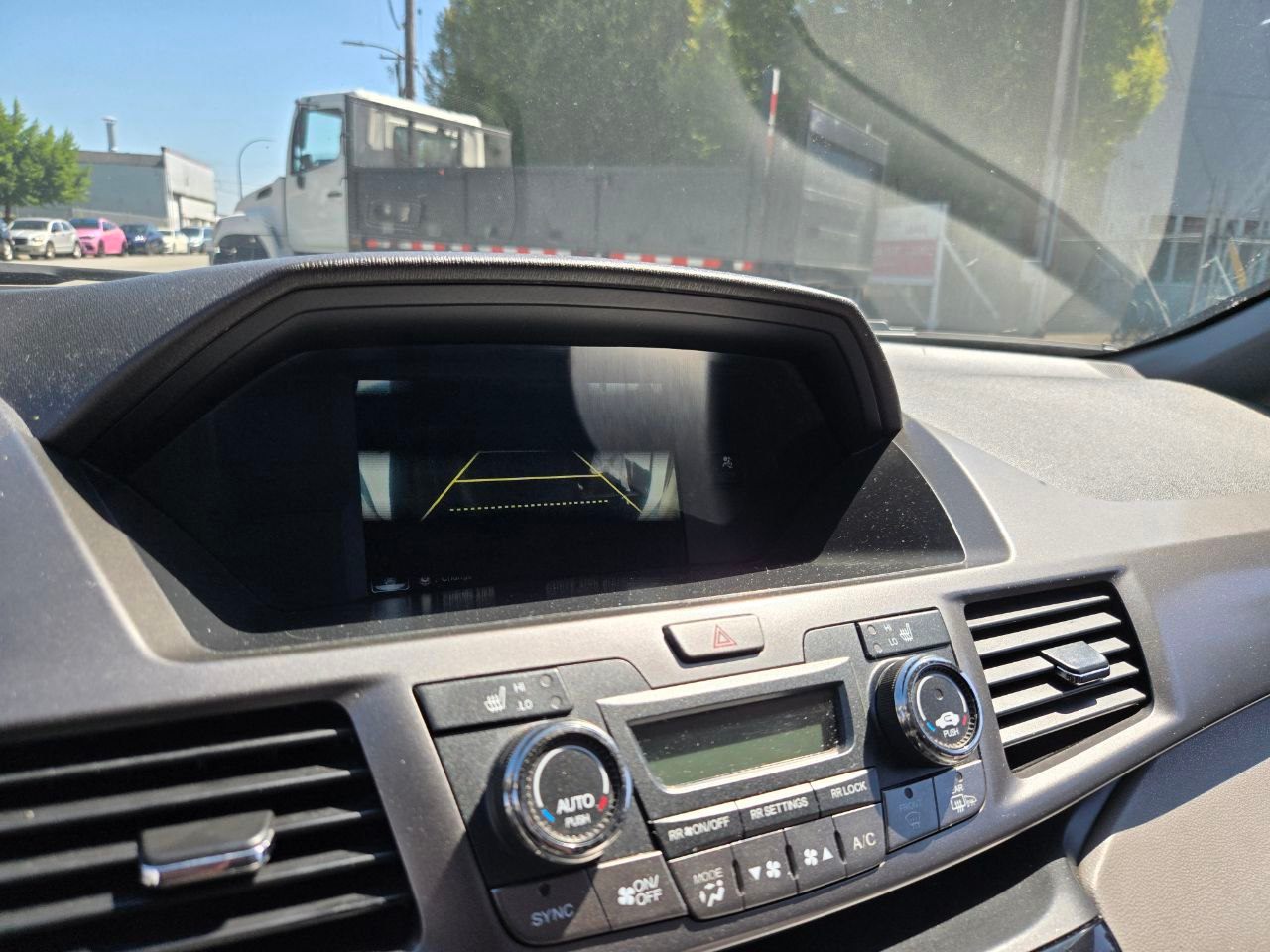 /alphaautoaccessltd/2014-Honda-Odyssey-2046883251115832.jpg