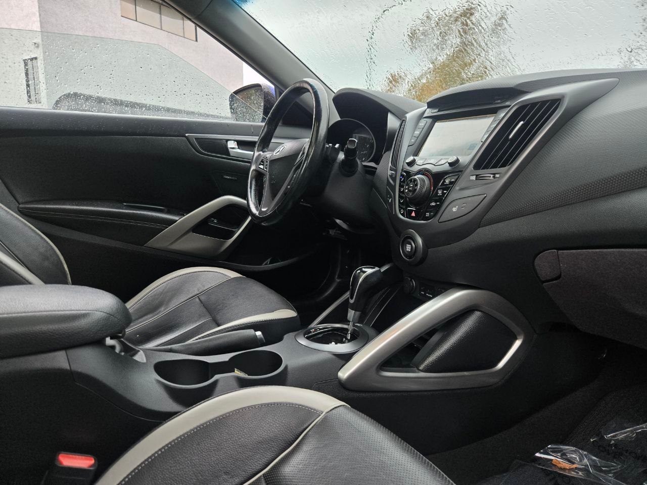 /alphaautoaccessltd/2014-Hyundai-Veloster-24099618738046757.jpg