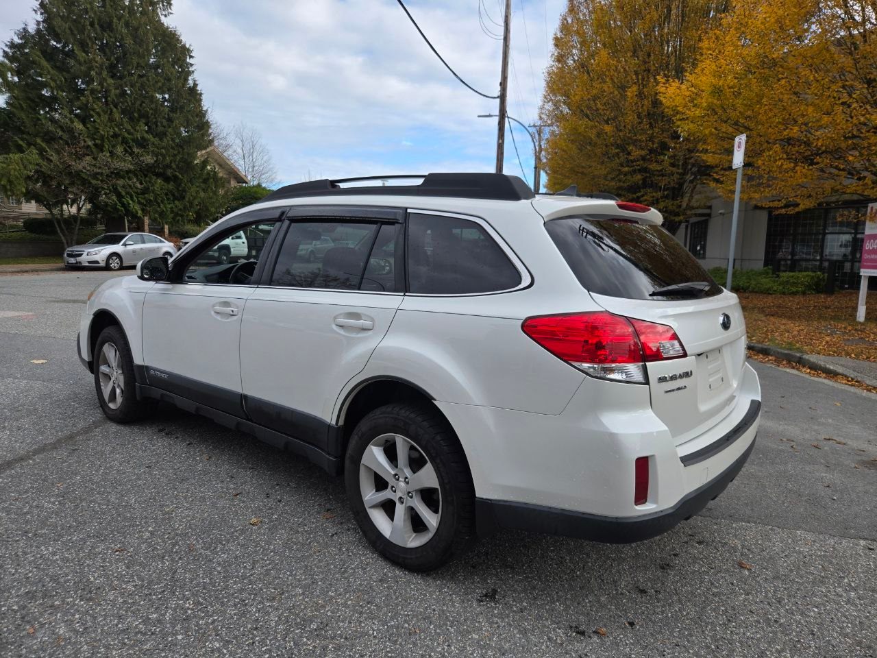 /alphaautoaccessltd/2014-Subaru-Outback-19235600053780022.jpg