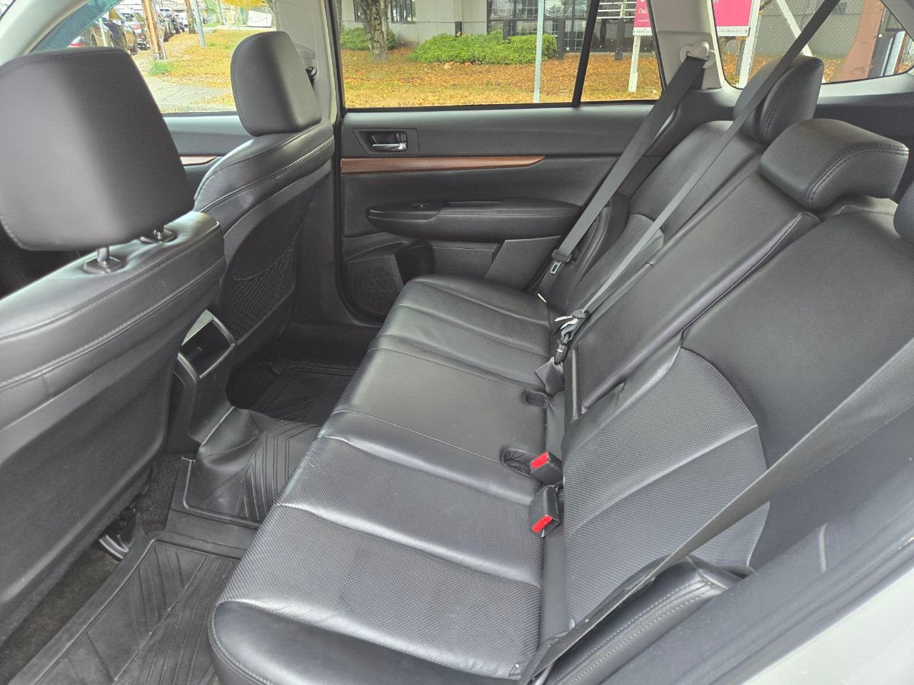 /alphaautoaccessltd/2014-Subaru-Outback-6111227509039068.jpg
