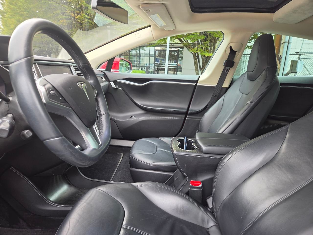 /alphaautoaccessltd/2014-Tesla-ModelS-046529907230162815.jpg