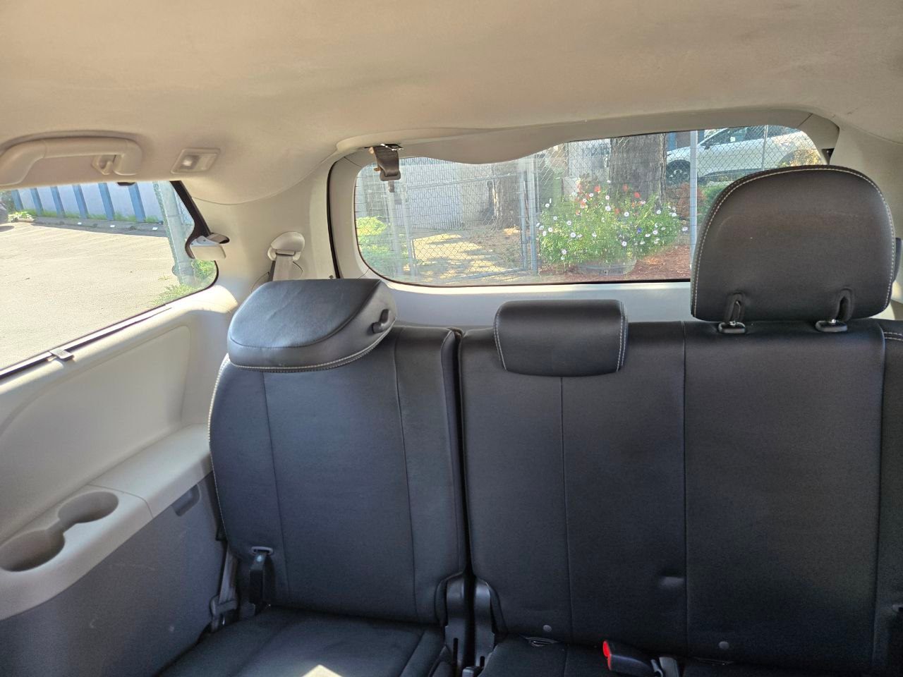 /alphaautoaccessltd/2014-Toyota-Sienna-6581553254299042.jpg