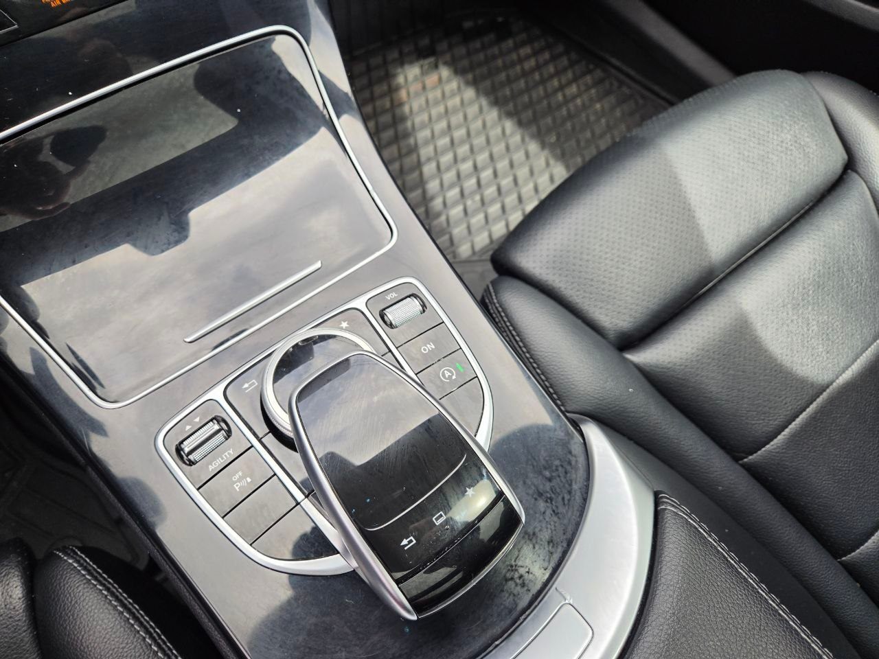 /alphaautoaccessltd/2015-Mercedes-Benz-C-Class-6650503359074027.jpg