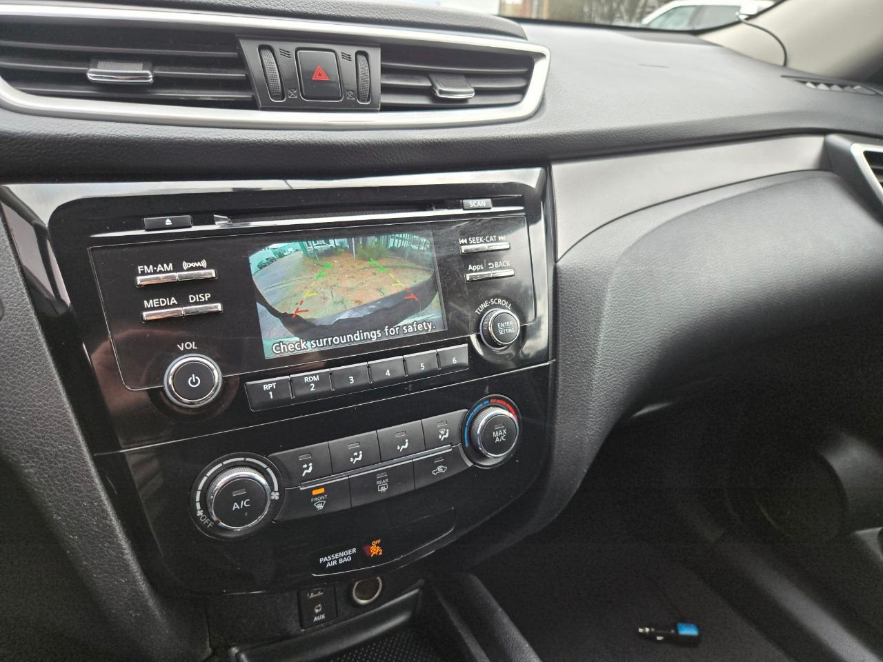 /alphaautoaccessltd/2015-Nissan-Rogue-0033352917217936984.jpg