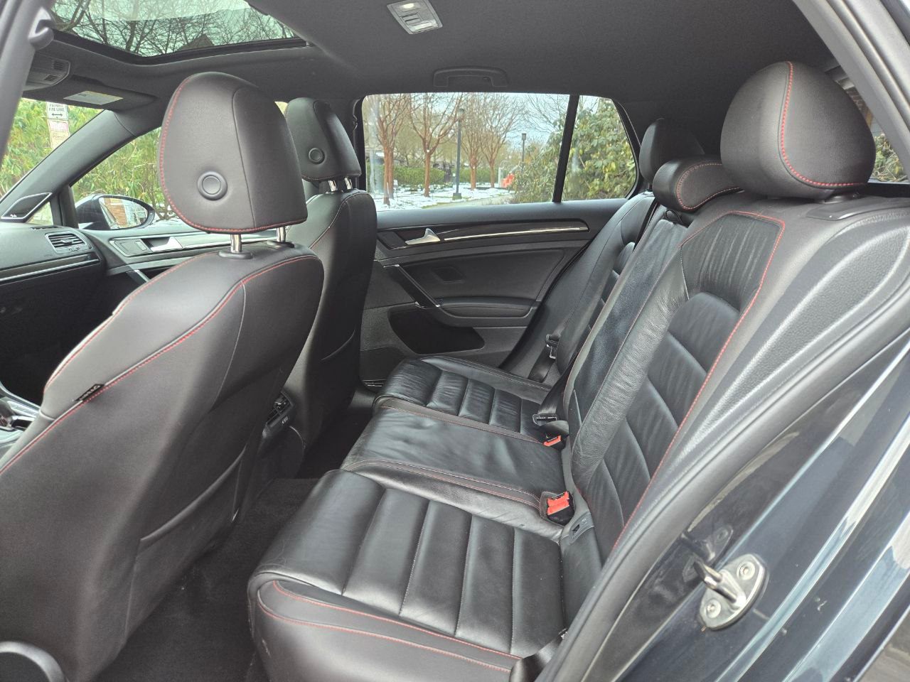 /alphaautoaccessltd/2015-Volkswagen-GolfGTI-03266697662039242.jpg