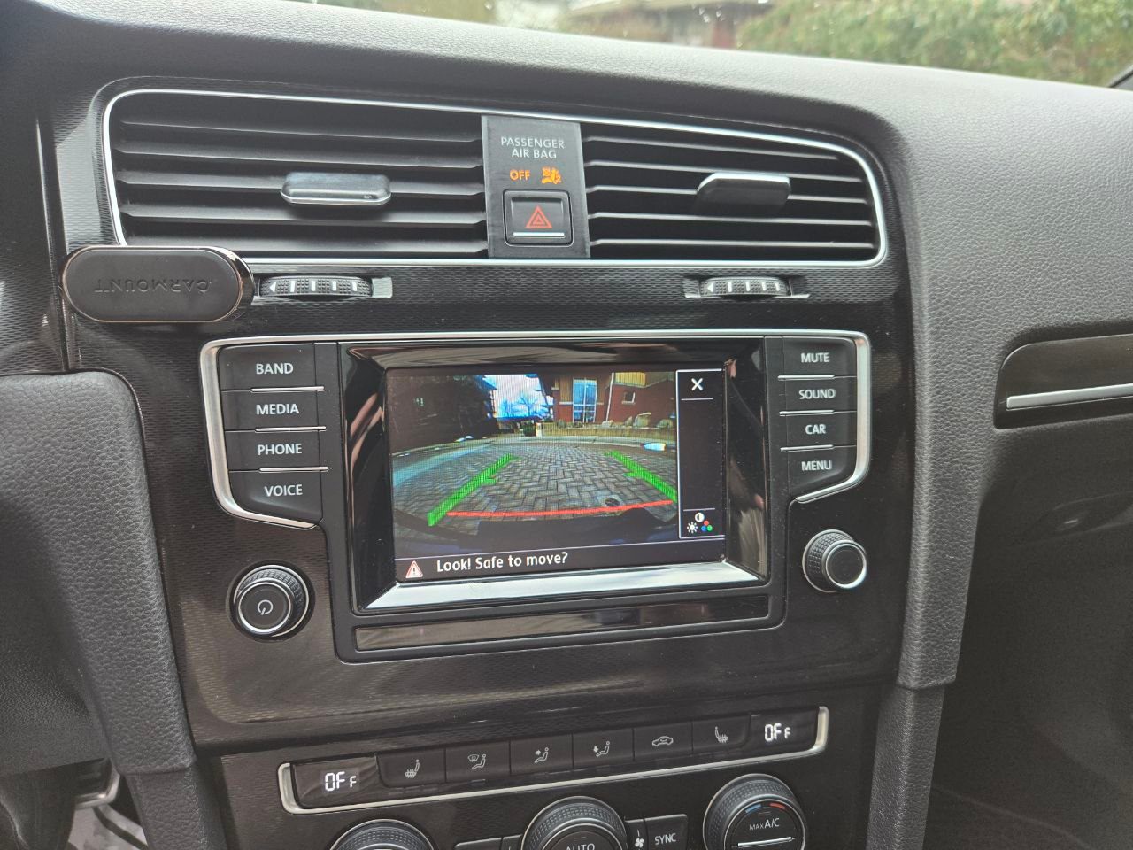 /alphaautoaccessltd/2015-Volkswagen-GolfGTI-9816376147634365.jpg