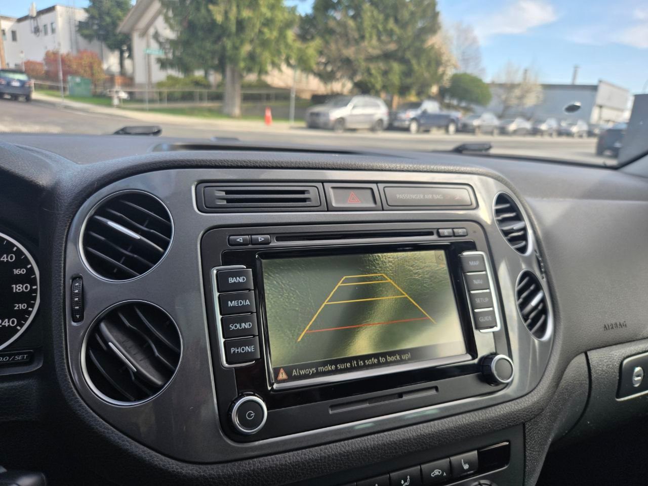 /alphaautoaccessltd/2015-Volkswagen-Tiguan-8584195303149185.jpg