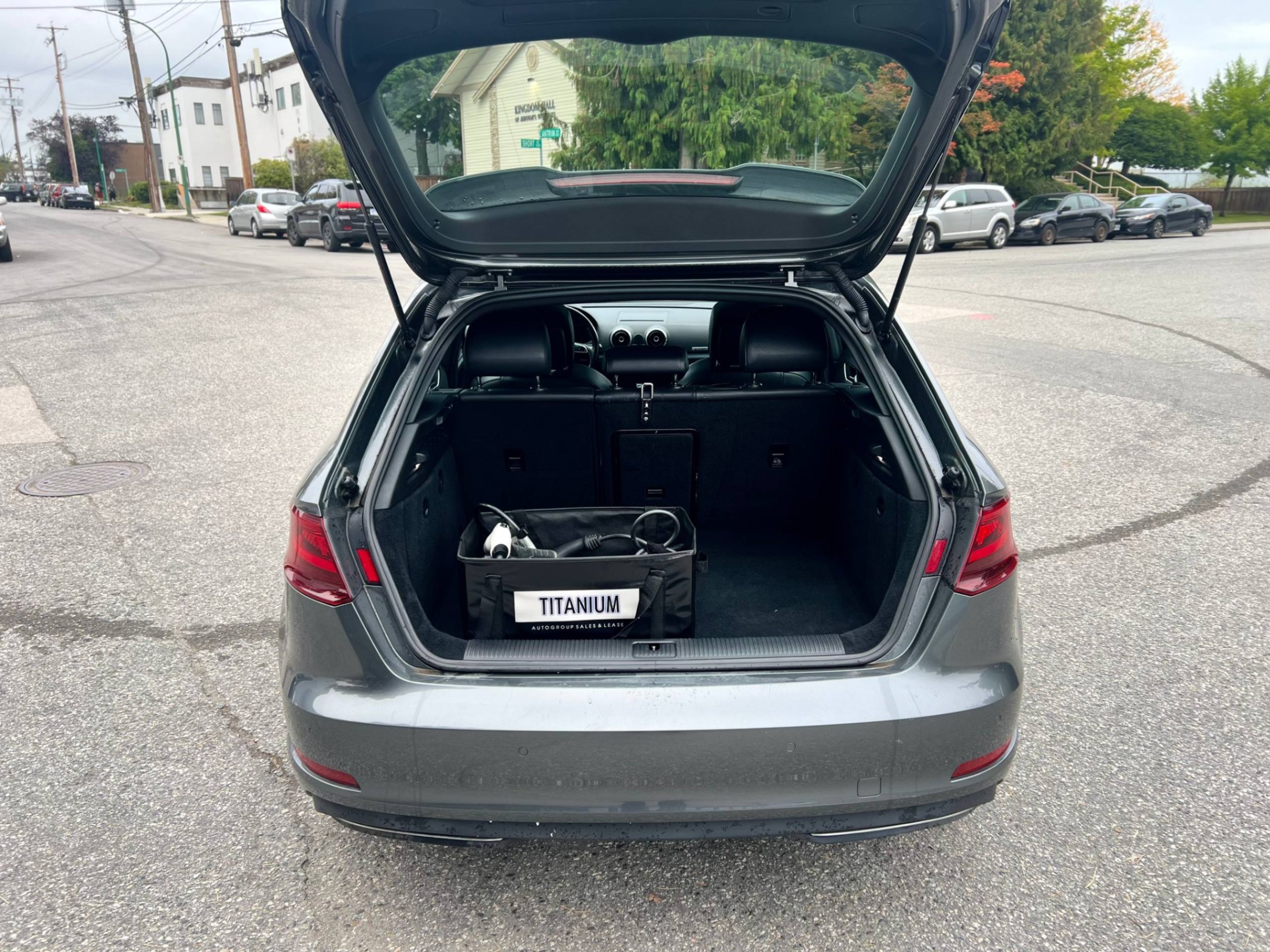 /alphaautoaccessltd/2016-Audi-A3e-tron-6680375441039013.jpg